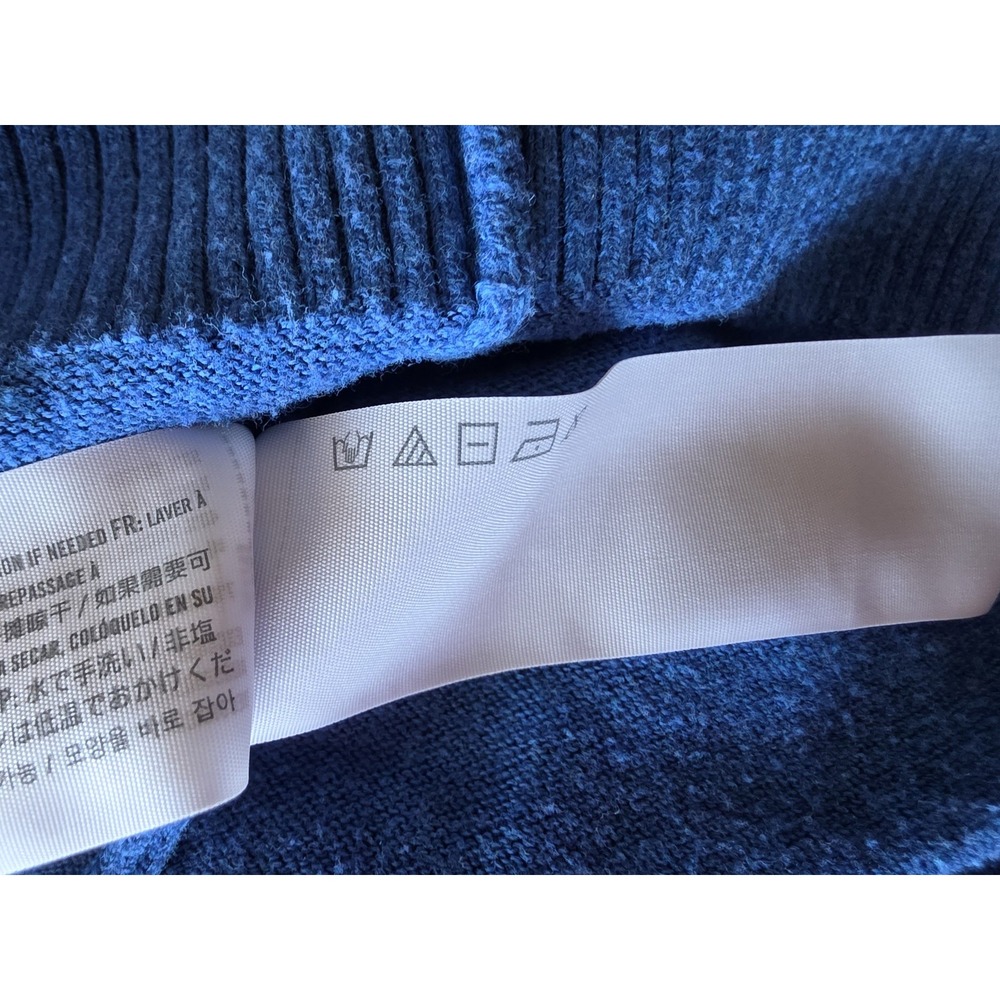 Hollister Men's V-Neck Sweater Size L Blue Solid Long Sleeve Casual Pullover - Picture 8 of 9